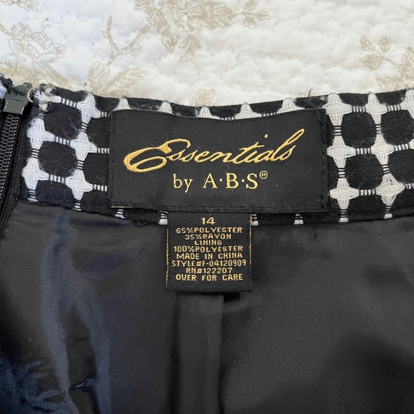 Essentials by A.B.S. Skirt - Picture 2 of 3